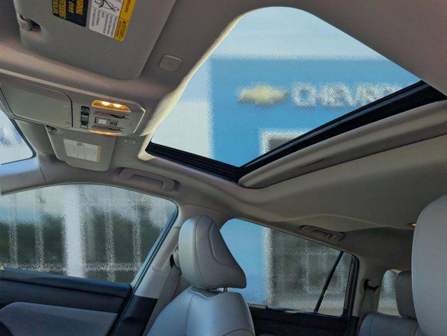 used 2023 Toyota Highlander car, priced at $37,595