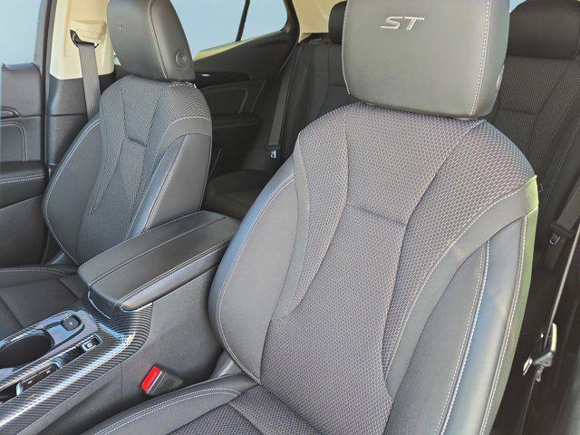 used 2022 Buick Envision car, priced at $24,595