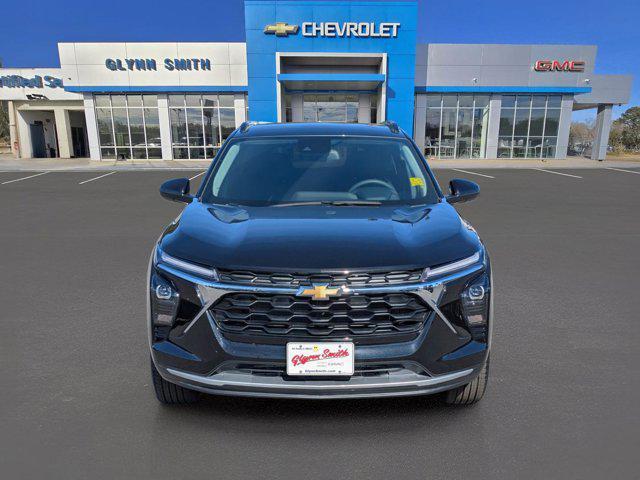 new 2025 Chevrolet Trax car, priced at $22,095