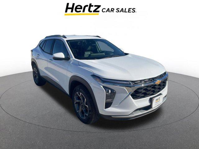 used 2025 Chevrolet Trax car, priced at $20,880