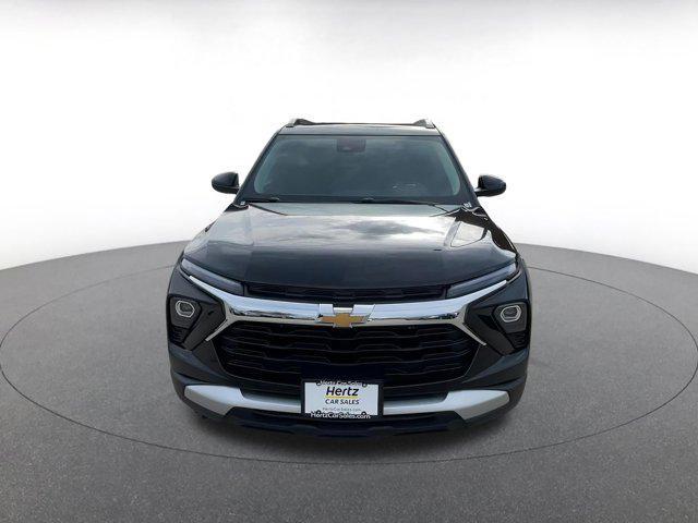 used 2025 Chevrolet TrailBlazer car, priced at $21,576