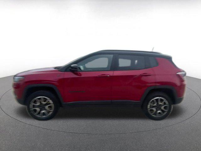 used 2025 Jeep Compass car, priced at $23,434