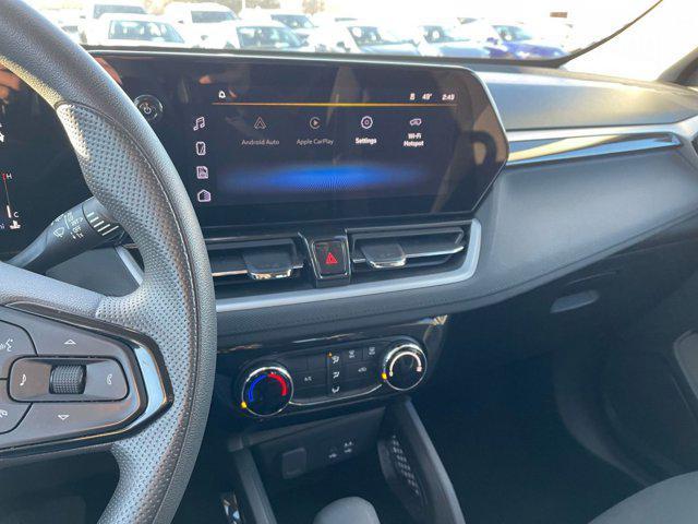 used 2025 Chevrolet TrailBlazer car, priced at $21,063