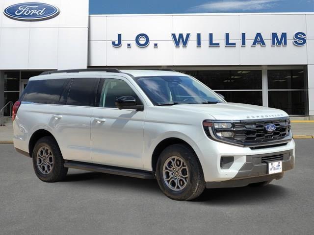 used 2025 Ford Expedition car, priced at $55,500