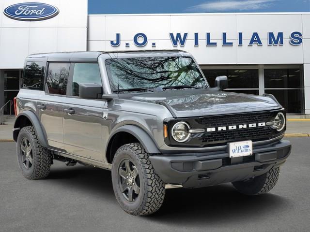 new 2025 Ford Bronco car, priced at $46,070