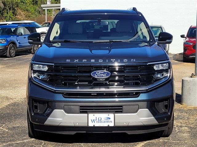 new 2025 Ford Expedition car, priced at $74,959