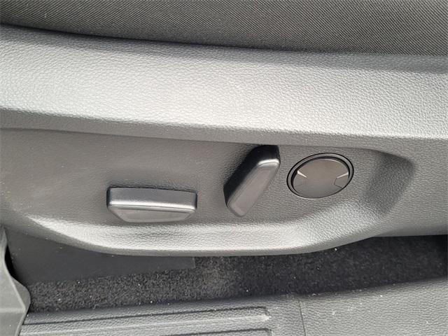 new 2025 Ford Ranger car, priced at $40,660