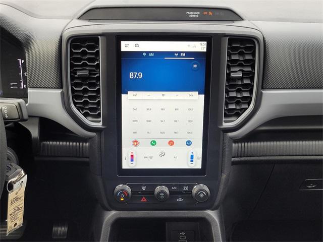 new 2025 Ford Ranger car, priced at $32,925