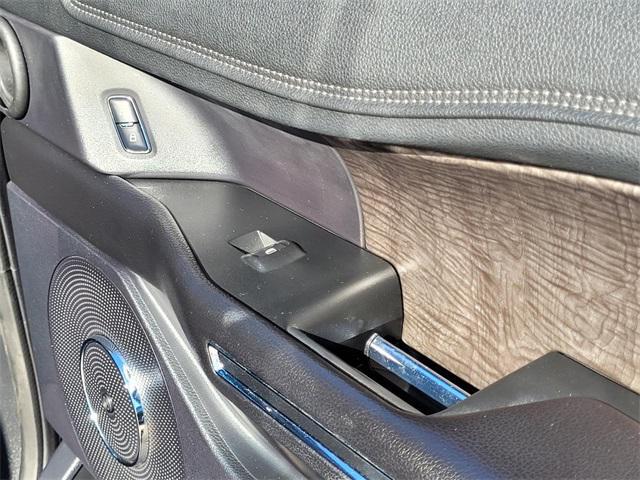 used 2018 Ford Expedition car, priced at $21,900