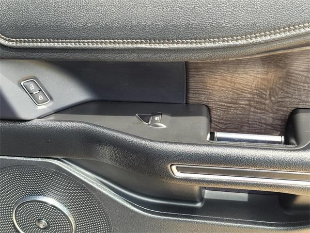 used 2020 Ford Expedition car, priced at $29,900