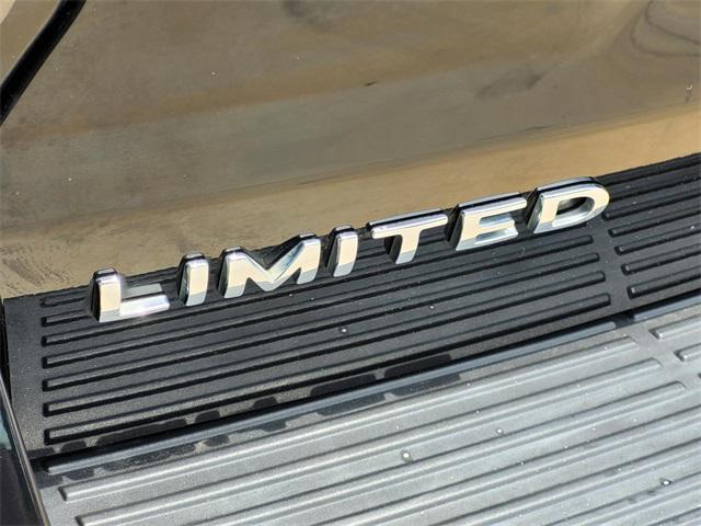 used 2020 Ford Expedition car, priced at $29,900