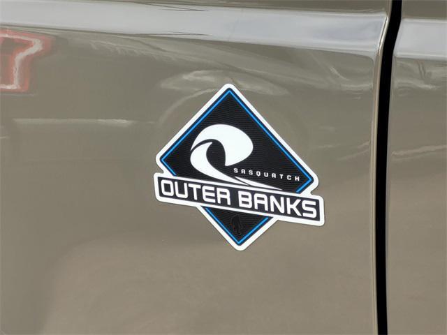 new 2025 Ford Bronco car, priced at $60,832