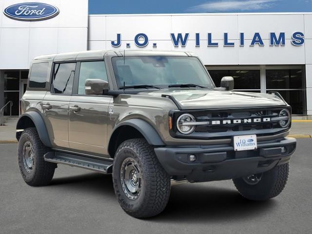 new 2025 Ford Bronco car, priced at $60,832