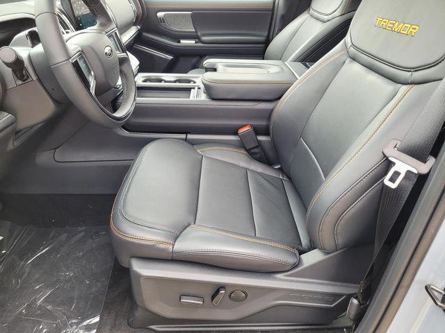 new 2025 Ford Expedition car, priced at $83,946