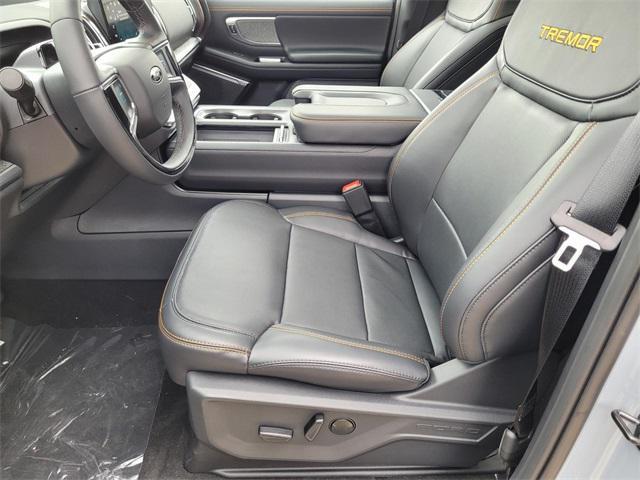 new 2025 Ford Expedition car, priced at $84,180