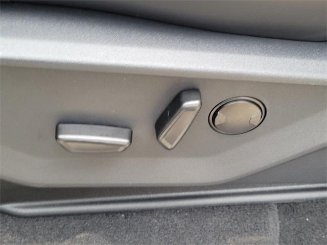 new 2025 Ford Expedition car, priced at $84,180