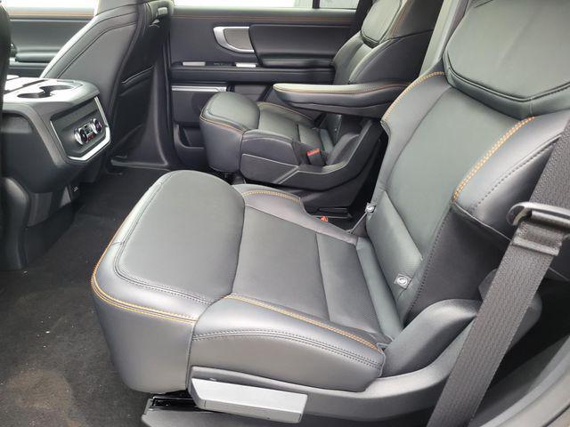 new 2025 Ford Expedition car, priced at $83,946