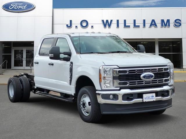 new 2026 Ford F-350 car, priced at $60,621