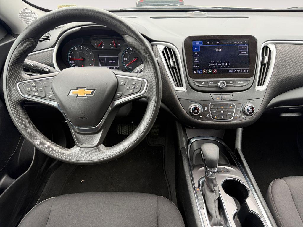 used 2024 Chevrolet Malibu car, priced at $18,995