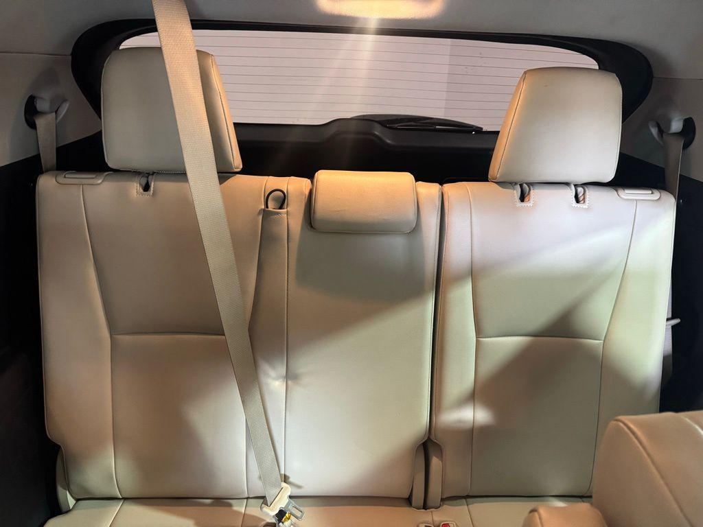 used 2021 Toyota Highlander car, priced at $24,395