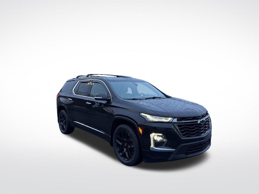 used 2022 Chevrolet Traverse car, priced at $31,595