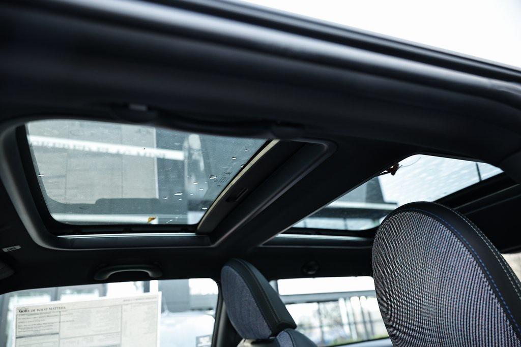 new 2026 MINI Hardtop car, priced at $34,270