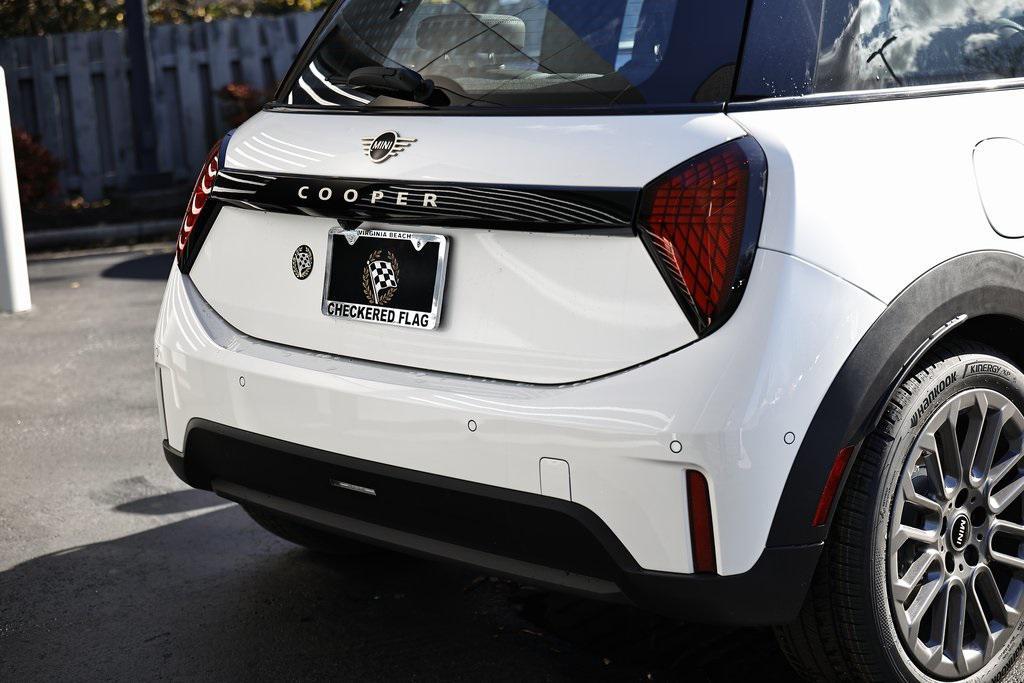 new 2026 MINI Hardtop car, priced at $34,270