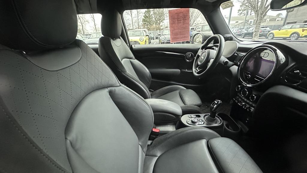 used 2024 MINI Hardtop car, priced at $32,990