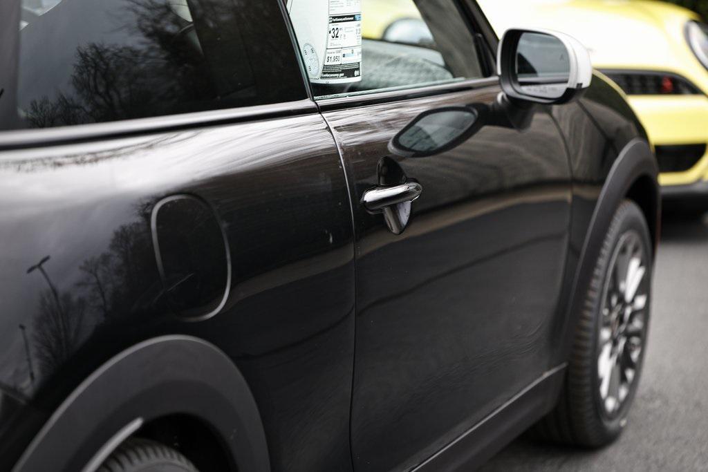 new 2026 MINI Hardtop car, priced at $33,905