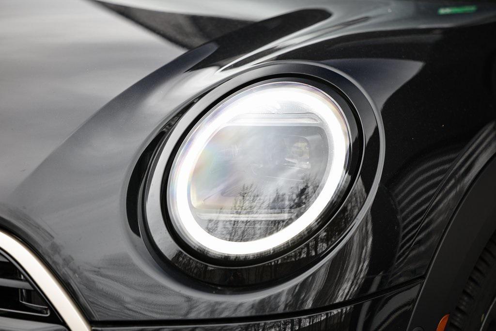 new 2026 MINI Hardtop car, priced at $33,905