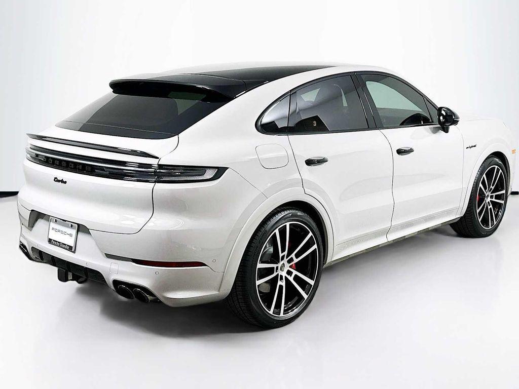 new 2025 Porsche Cayenne car, priced at $201,385