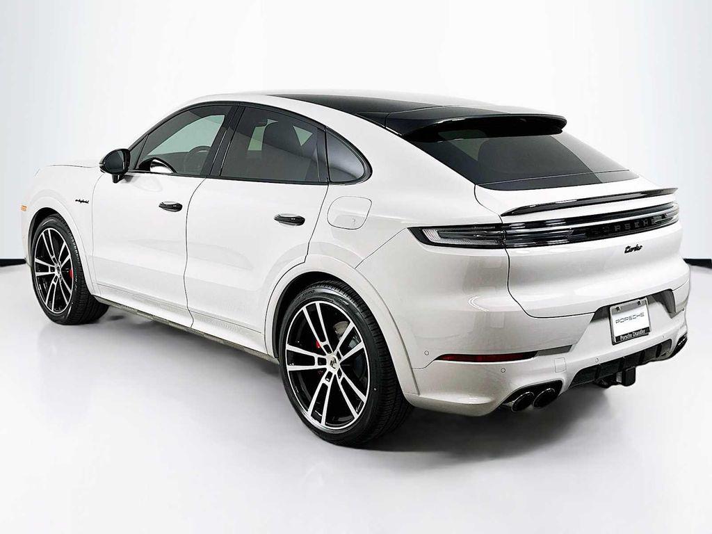 new 2025 Porsche Cayenne car, priced at $201,385