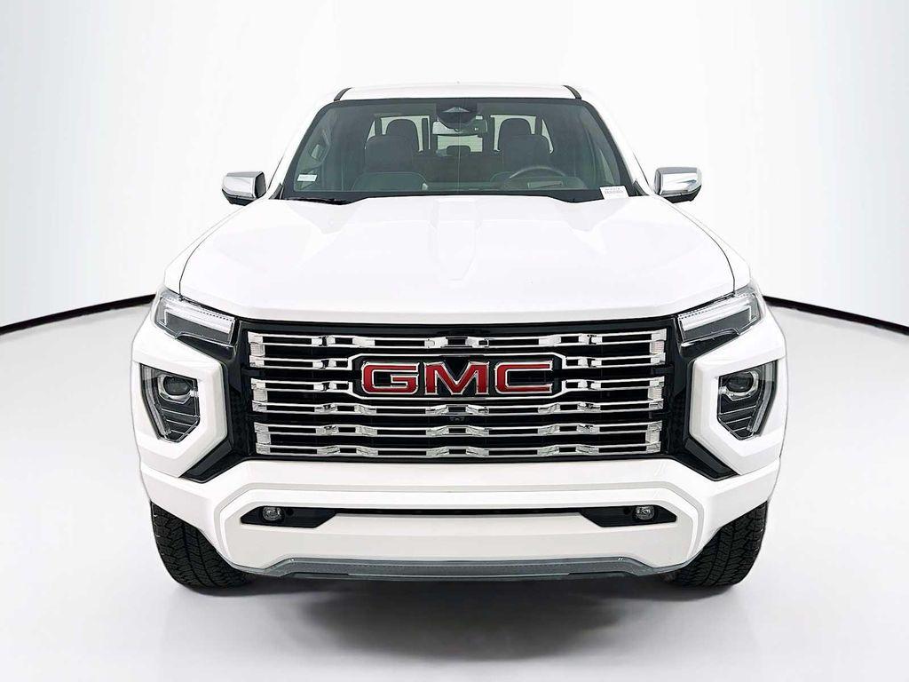 used 2024 GMC Canyon car, priced at $44,500