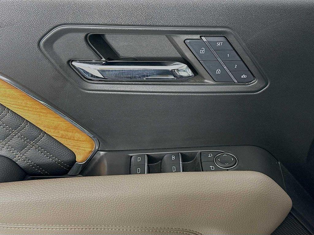 used 2024 GMC Canyon car, priced at $44,500