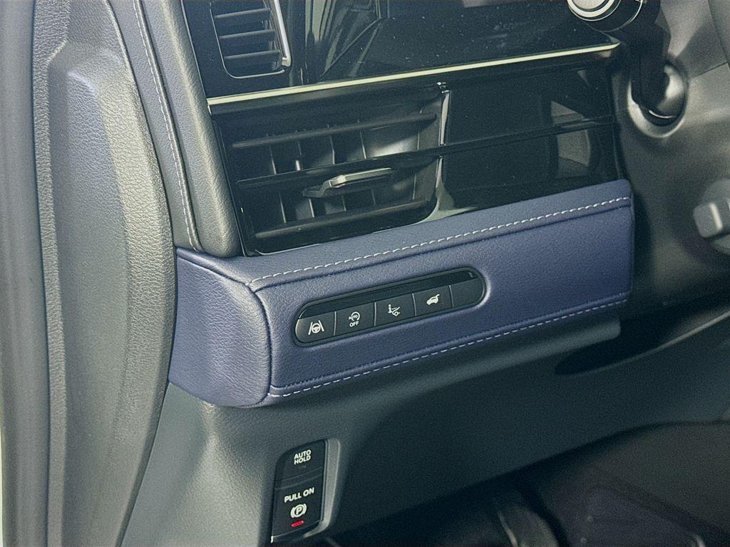 new 2026 INFINITI QX80 car, priced at $105,252