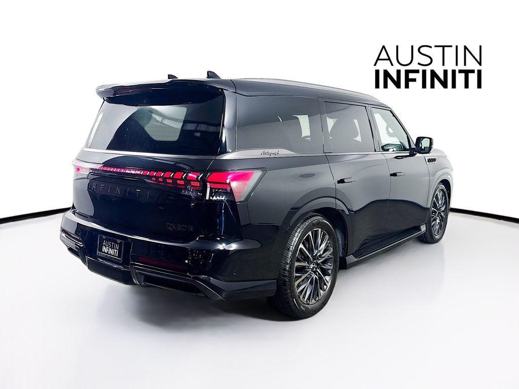new 2026 INFINITI QX80 car, priced at $109,462