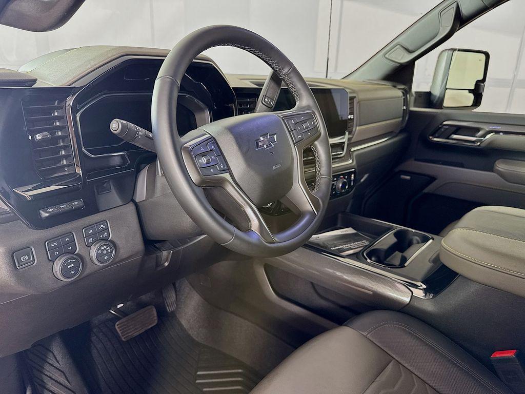 used 2025 Chevrolet Silverado 2500 car, priced at $79,981
