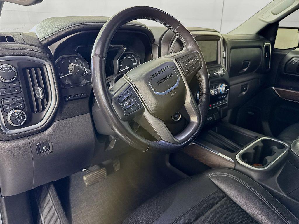 used 2020 GMC Sierra 1500 car, priced at $33,381