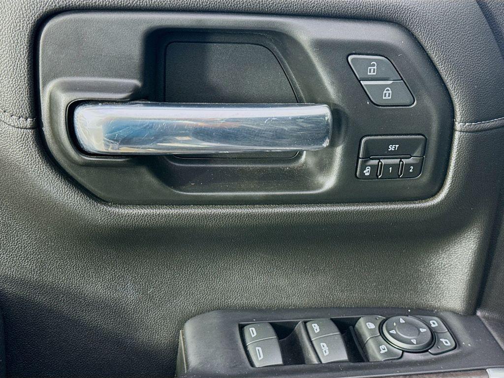 used 2020 GMC Sierra 1500 car, priced at $33,381