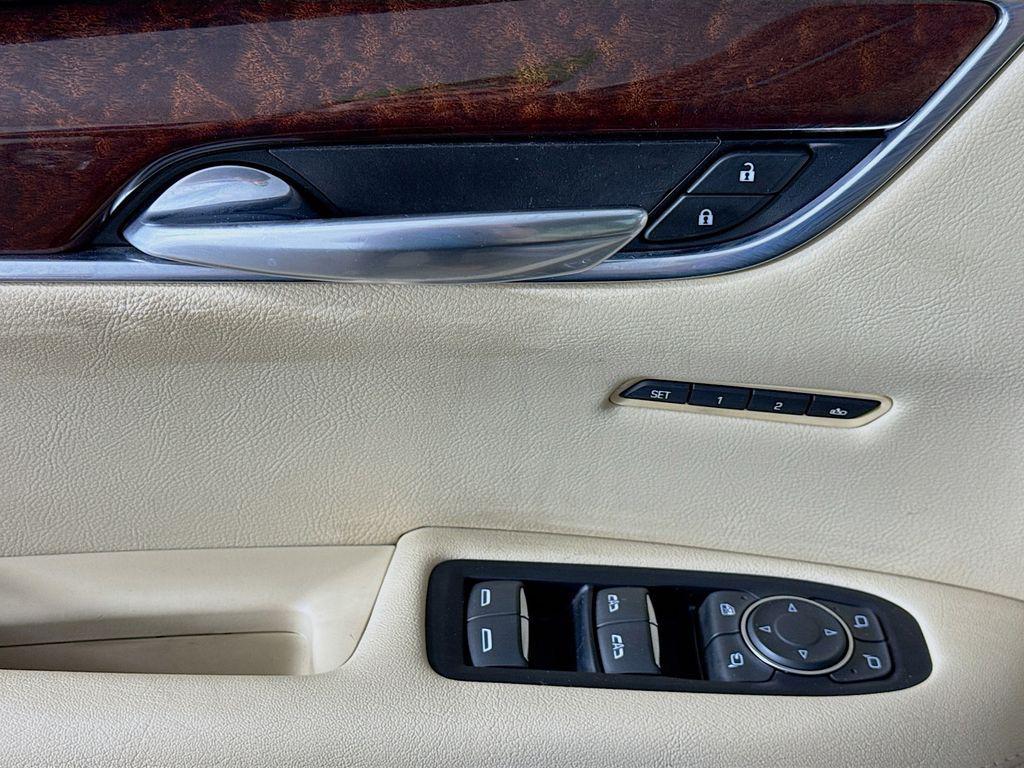 used 2018 Cadillac XT5 car, priced at $14,581