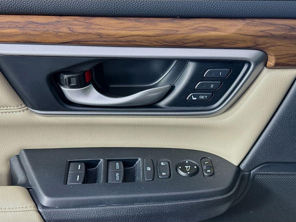 used 2020 Honda CR-V car, priced at $21,981