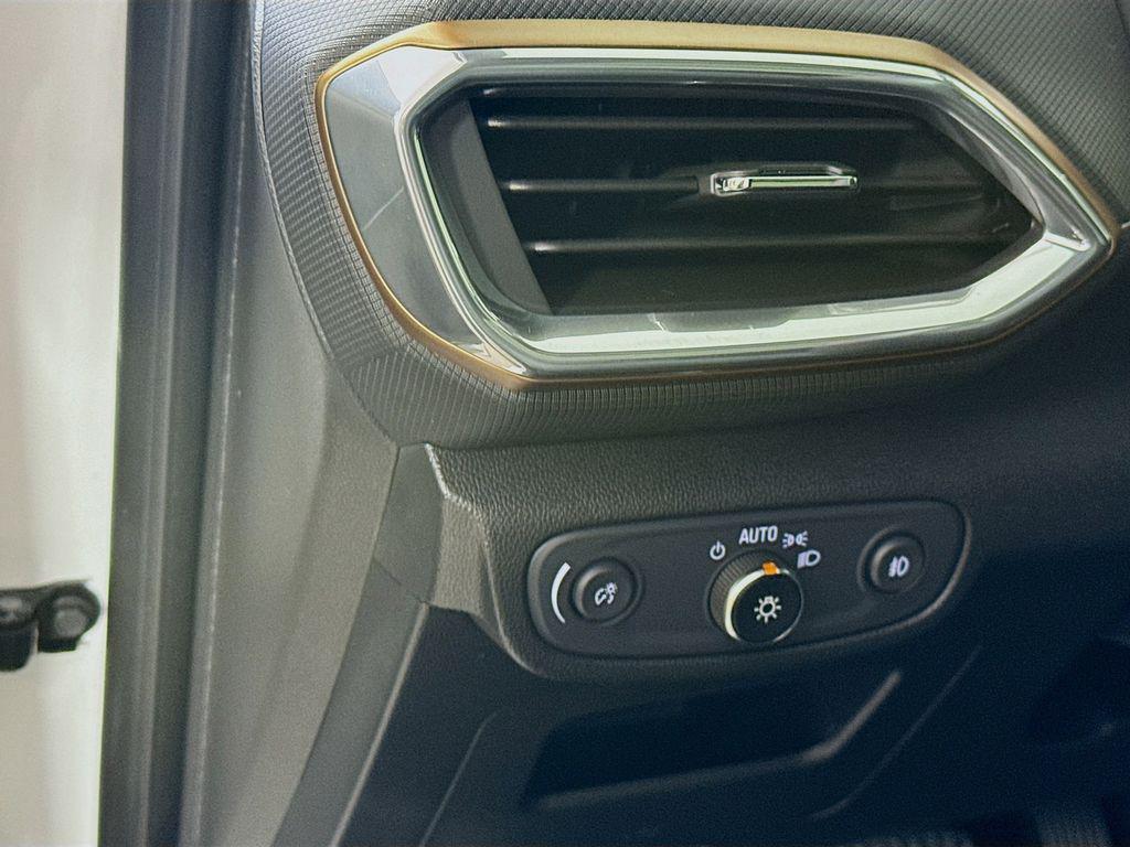 used 2023 Chevrolet TrailBlazer car, priced at $19,891