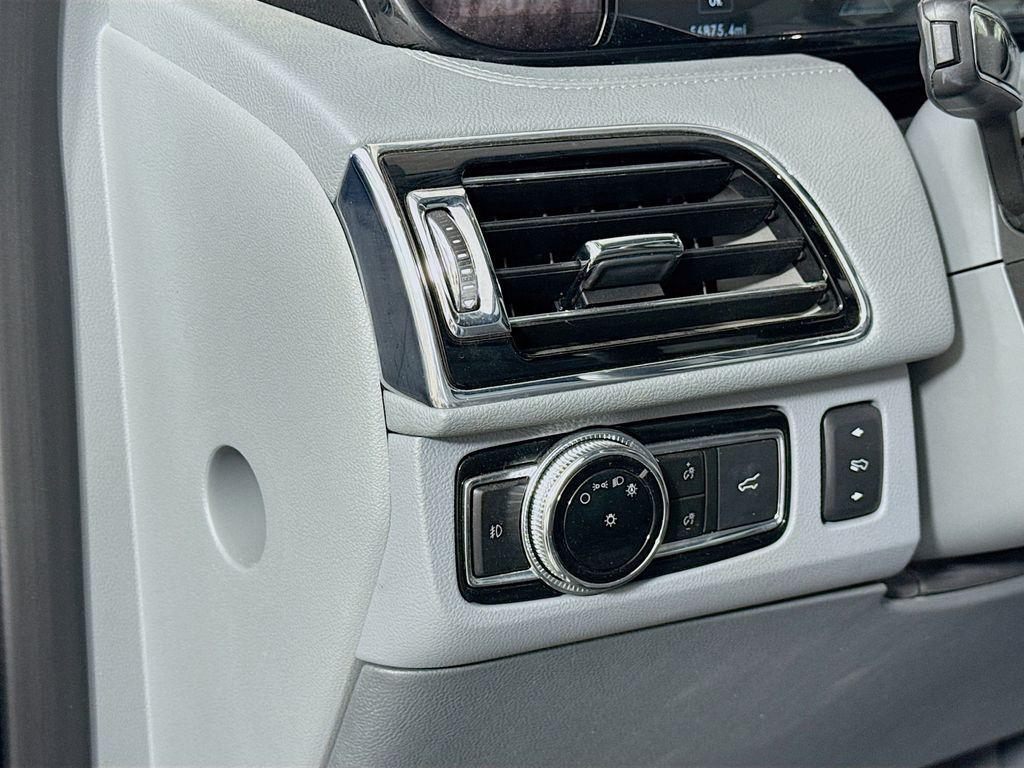 used 2020 Lincoln Navigator car, priced at $39,491