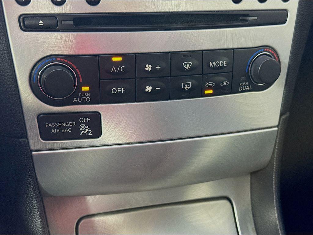 used 2013 INFINITI G37 car, priced at $225