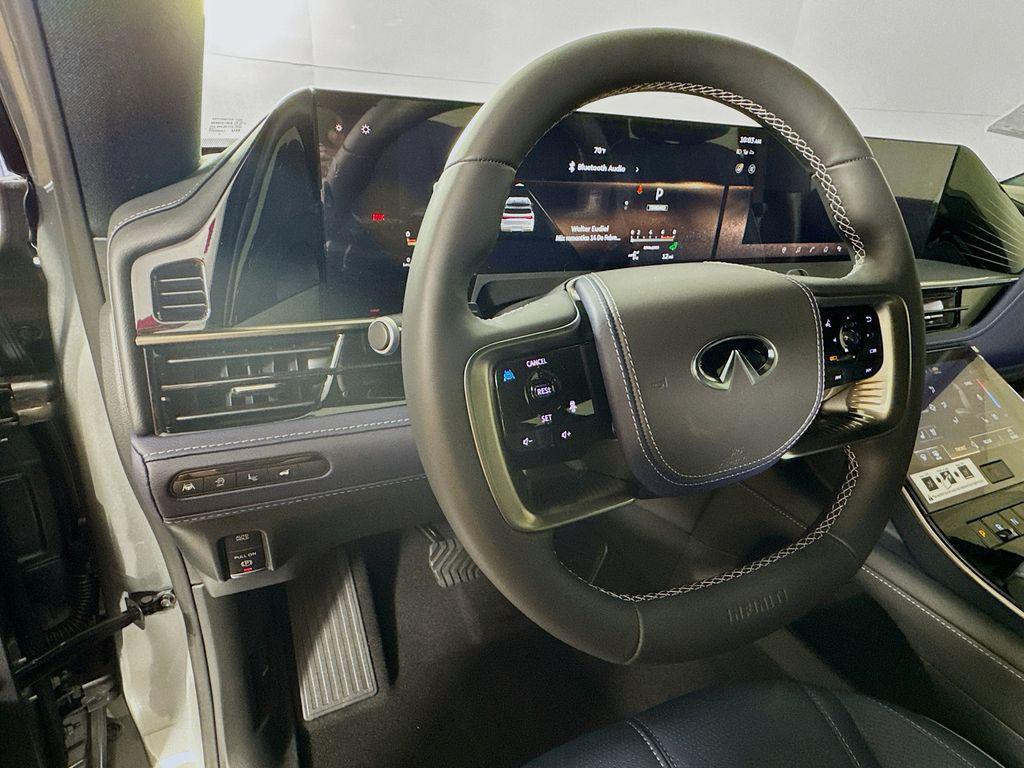 new 2026 INFINITI QX80 car, priced at $105,056