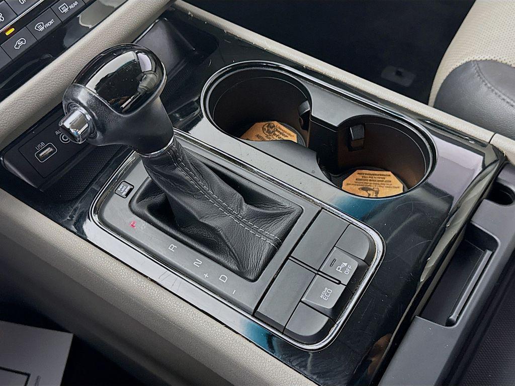 used 2016 Kia Sedona car, priced at $10,981