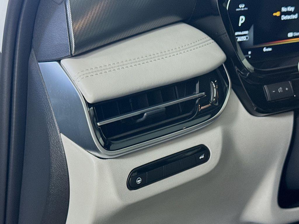 new 2026 INFINITI QX60 car, priced at $61,423