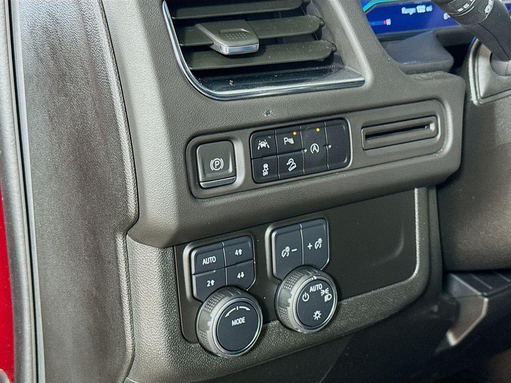 used 2024 Chevrolet Tahoe car, priced at $58,881