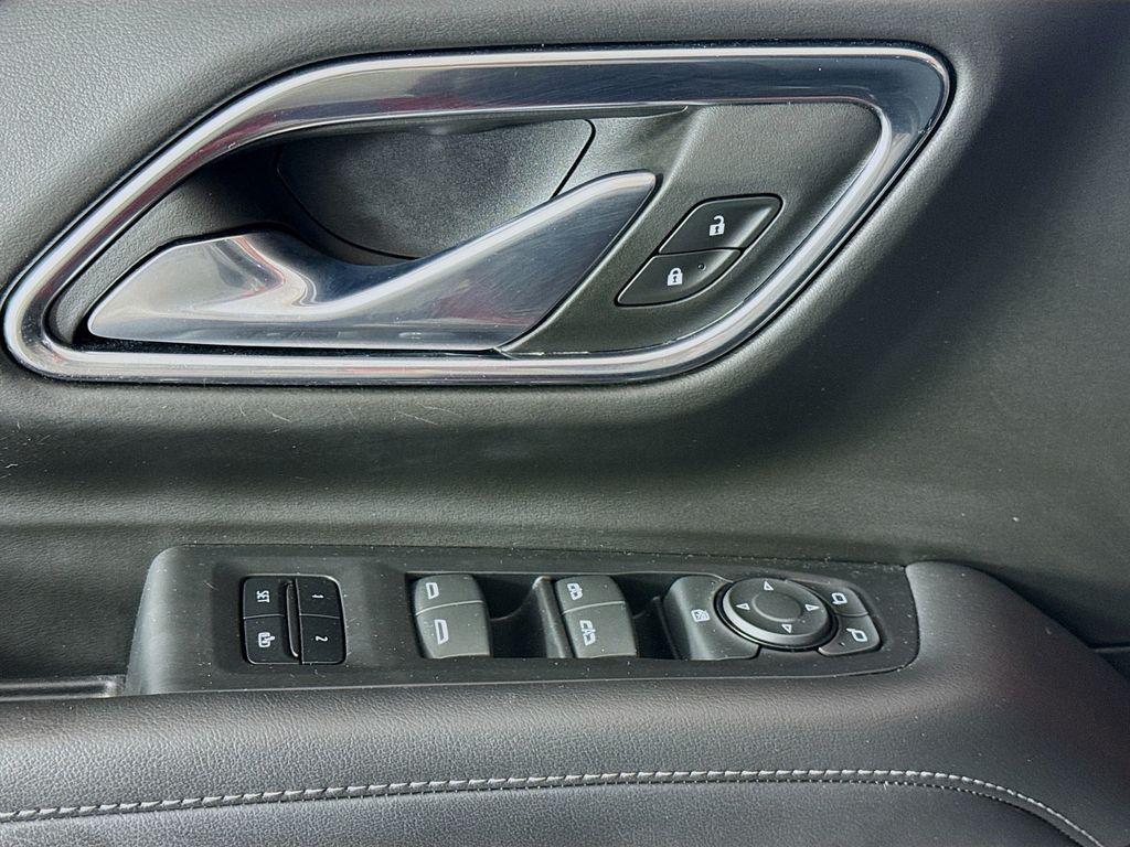 used 2024 Chevrolet Tahoe car, priced at $58,881