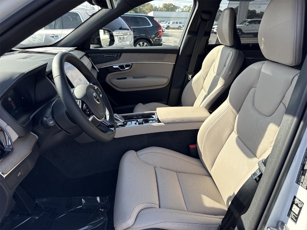 new 2026 Volvo XC90 car, priced at $75,575